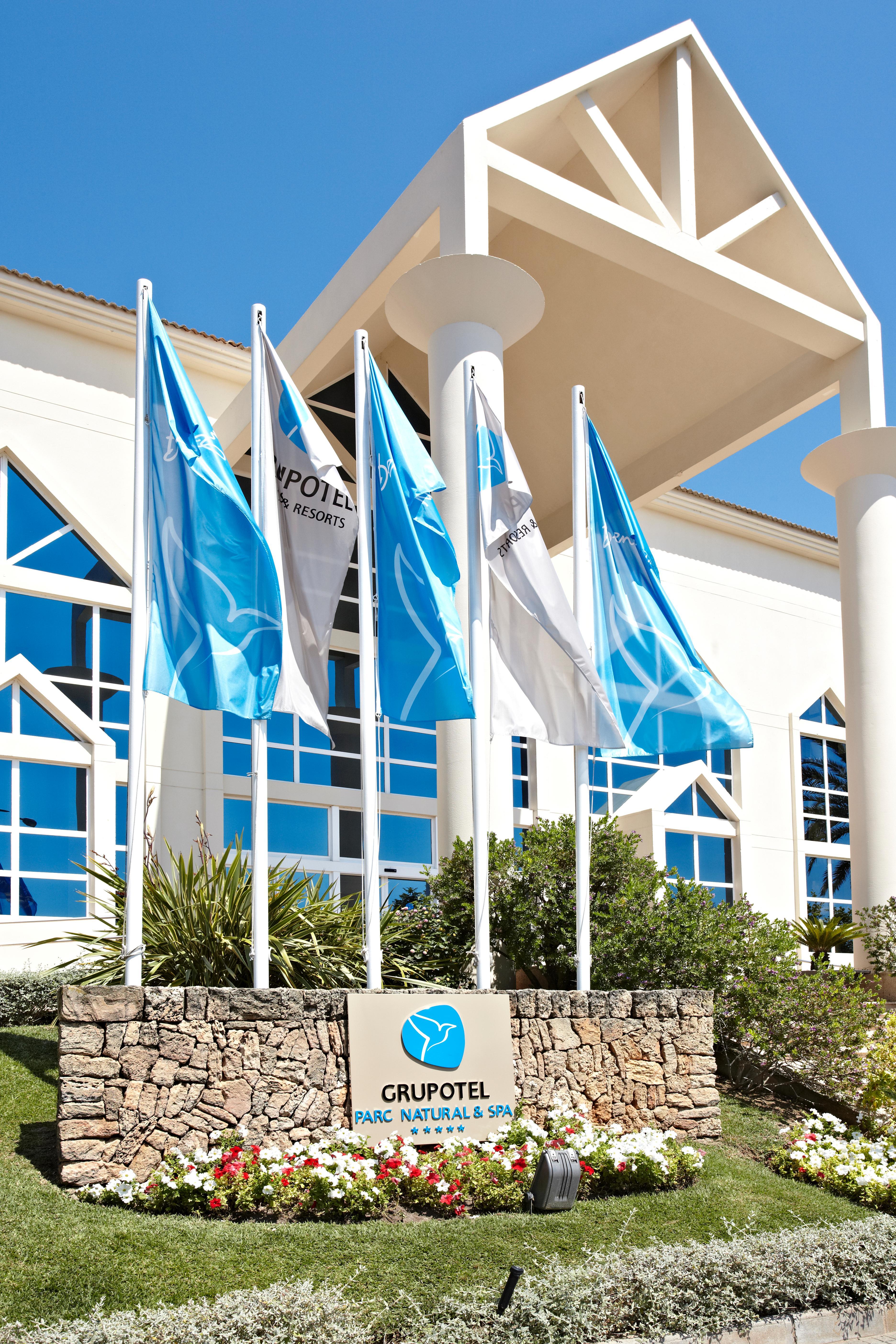 Grupotel Parc Natural & Spa Playa de Muro  Dış mekan fotoğraf The Expo Tel Aviv Convention Center