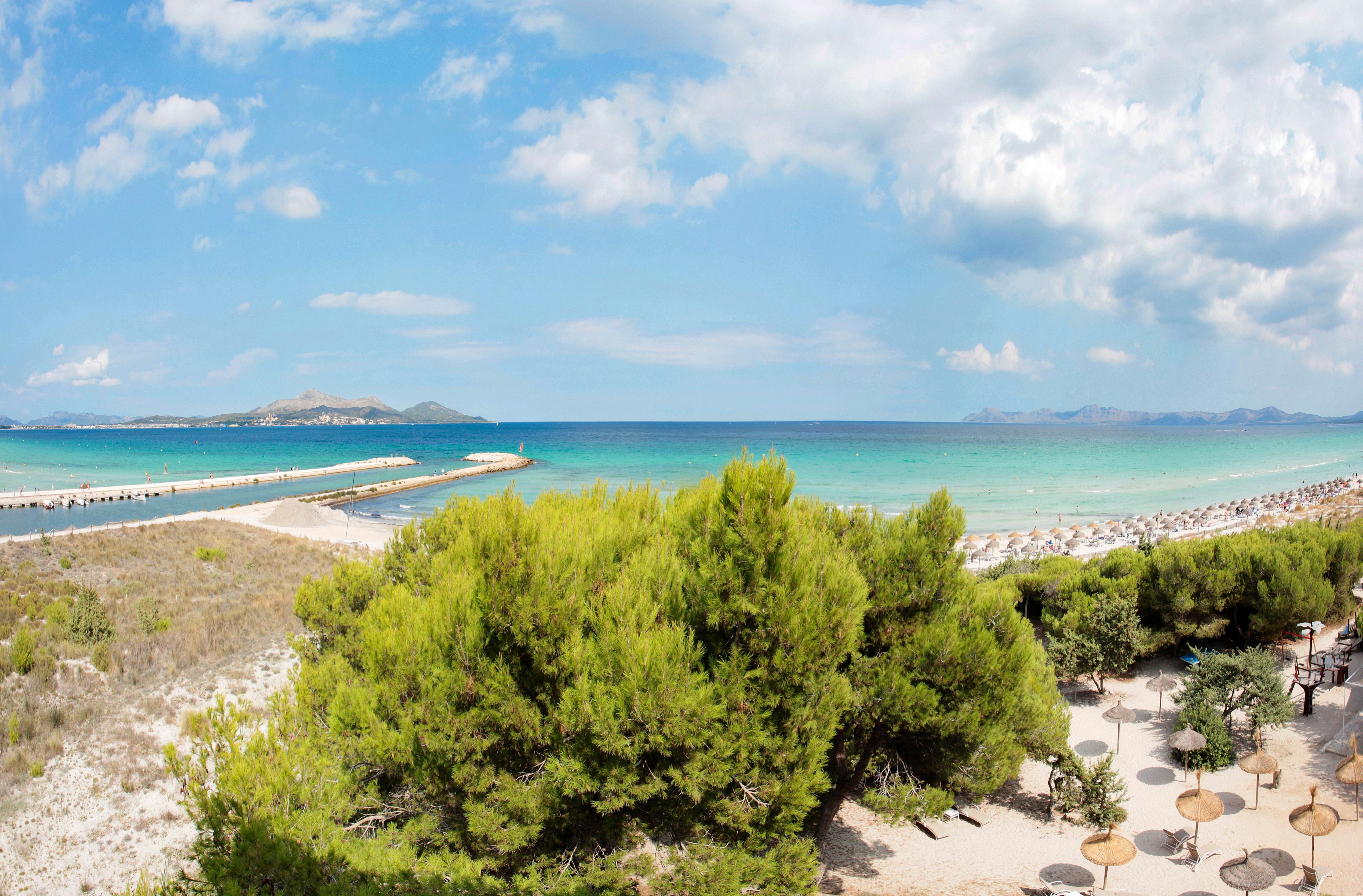 Grupotel Parc Natural & Spa Playa de Muro  Dış mekan fotoğraf View of the bay