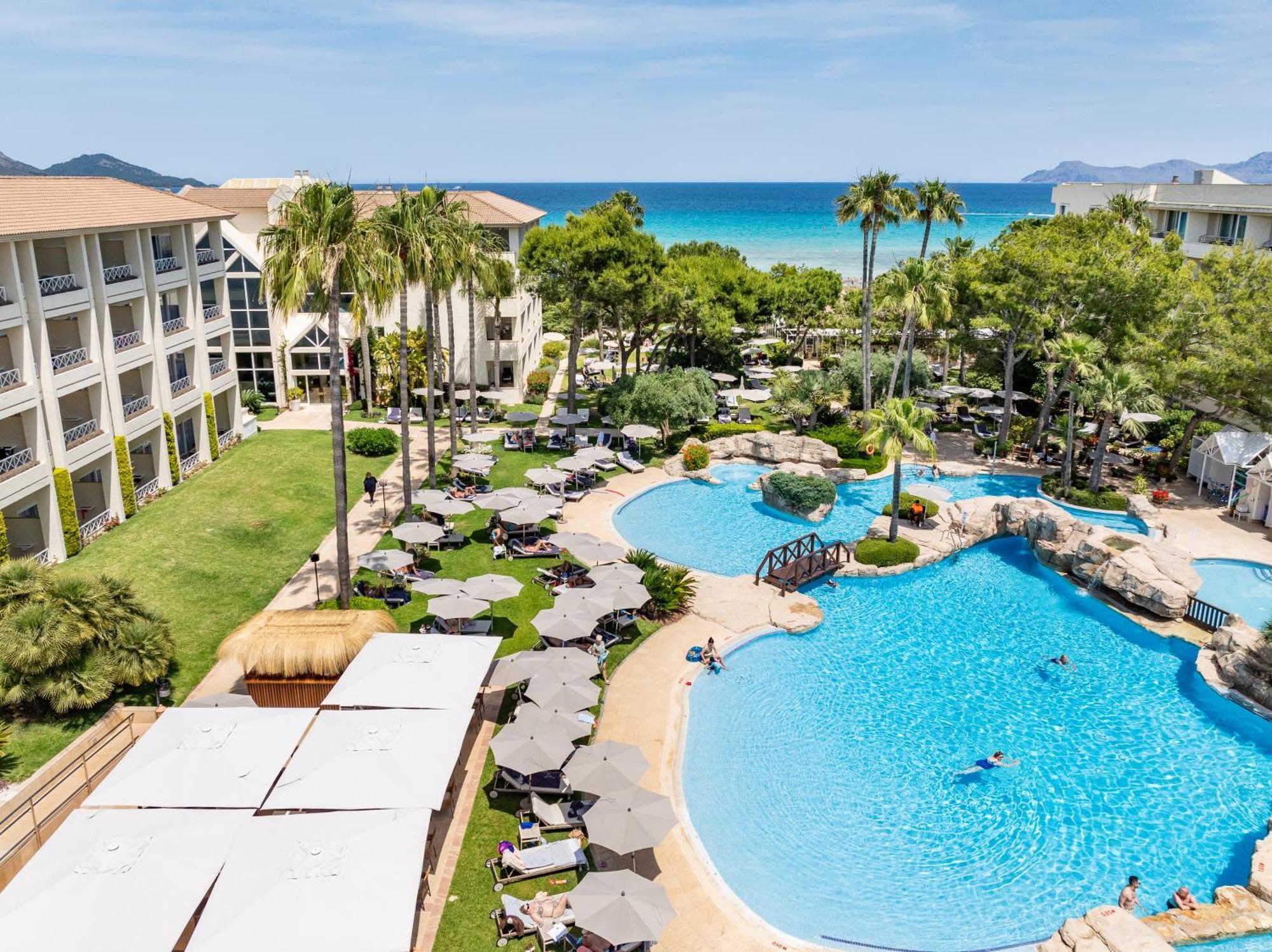 Grupotel Parc Natural & Spa Playa de Muro  Dış mekan fotoğraf Hilton Mallorca Resort and Spa