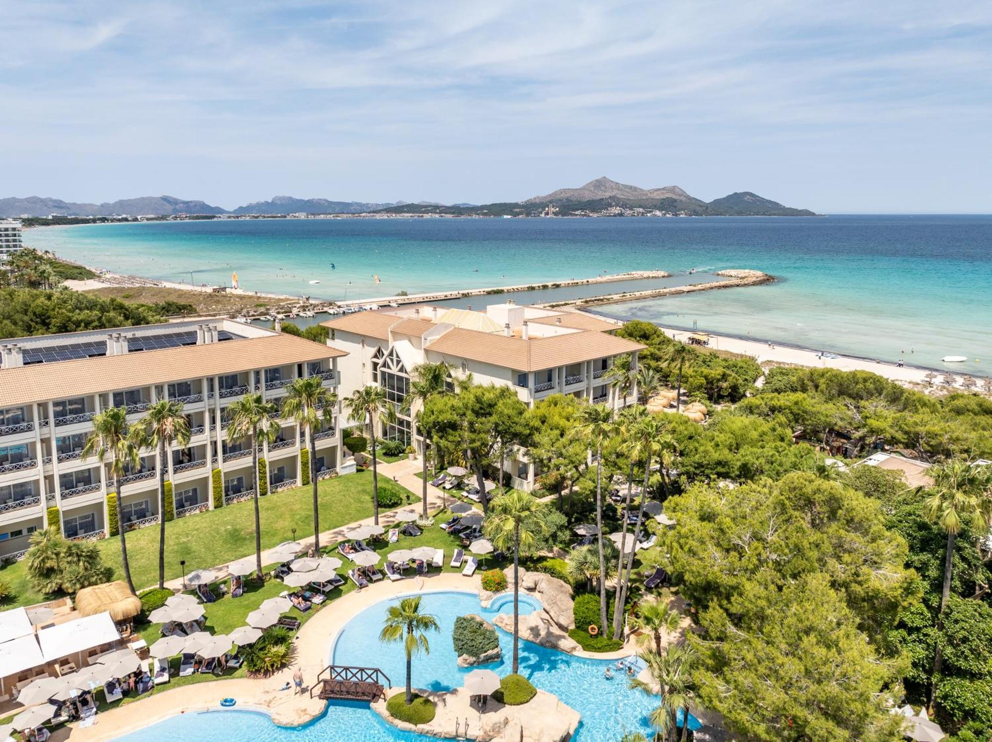 Grupotel Parc Natural & Spa Playa de Muro  Dış mekan fotoğraf Aerial view of the resort
